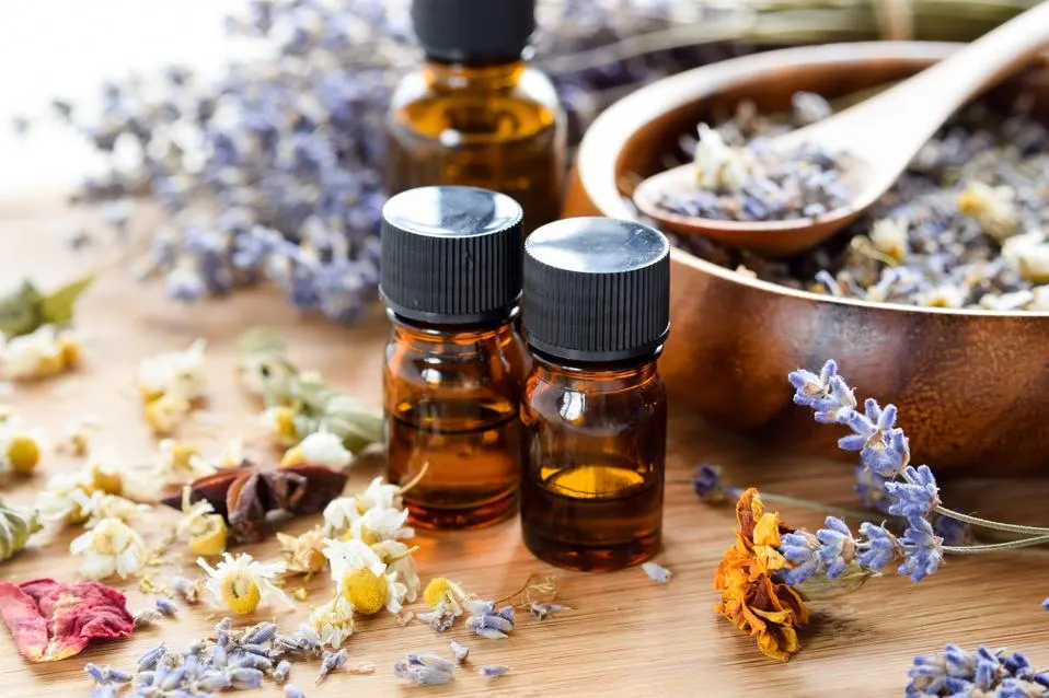 Fertility-Boosting Essential Oils: Benefits, Uses & Precautions - Image